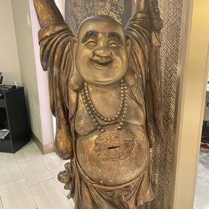 Meet your Posher, Adan